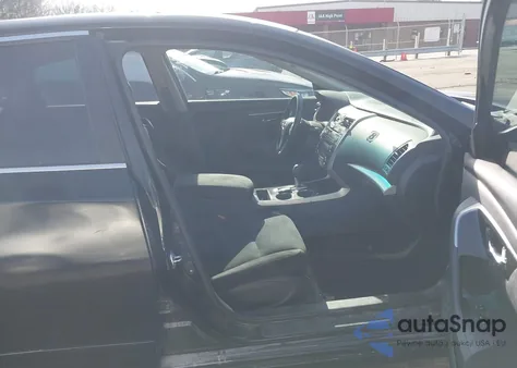 2014 Nissan Altima 2.5 S z USA, uszkodzony, nr VIN 1N4AL3AP3EC293588